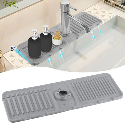 Silicone Sink Splash Guard – Self-Draining Water Catcher Mat